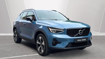 Volvo XC40 2.0 B3P Plus Dark 5dr Auto Petrol Estate